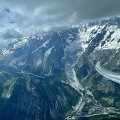 Flugwegposition um 13:00:34: Aufgenommen in der Nähe von 11013 Courmayeur, Aostatal, Italien in 3541 Meter